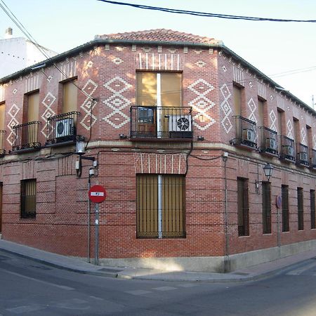 Hostal Cervantes Valdemoro Exterior foto