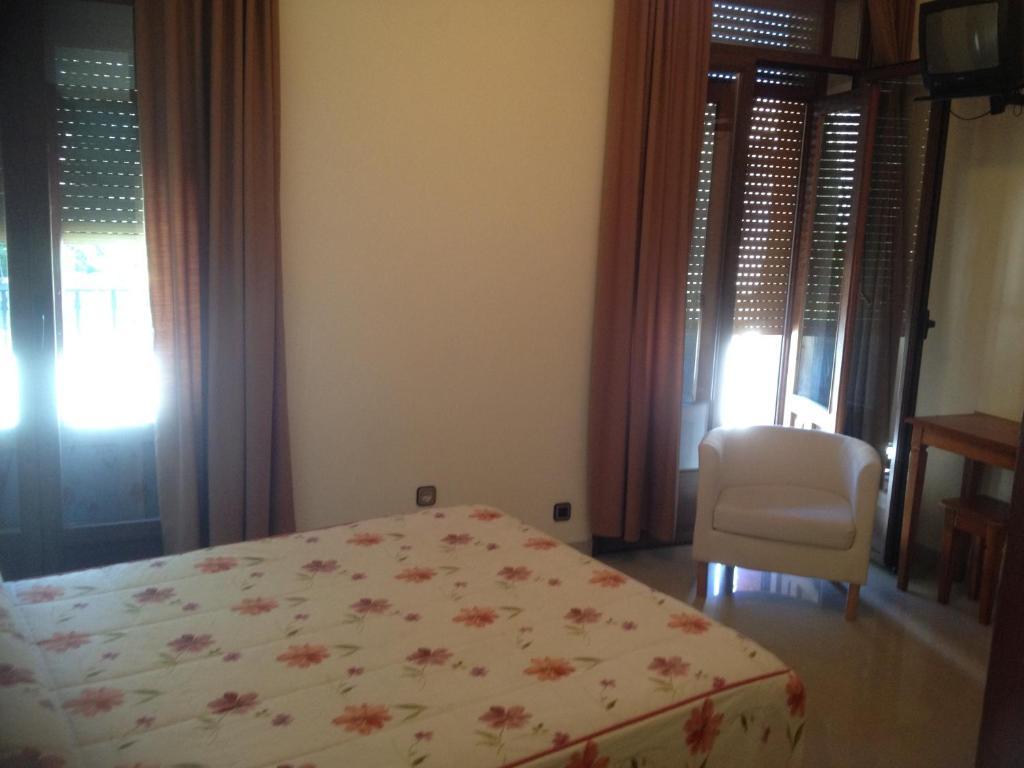 Hostal Cervantes Valdemoro Cameră foto